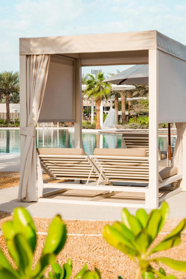 Erth Abu Dhabi Hotel Εξωτερικό φωτογραφία
