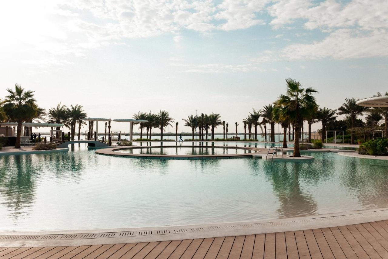 Erth Abu Dhabi Hotel Εξωτερικό φωτογραφία