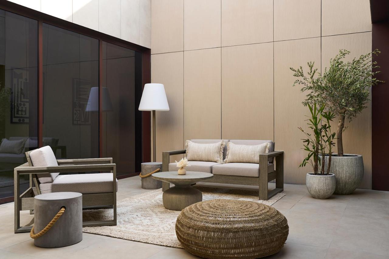 Erth Abu Dhabi Hotel Εξωτερικό φωτογραφία