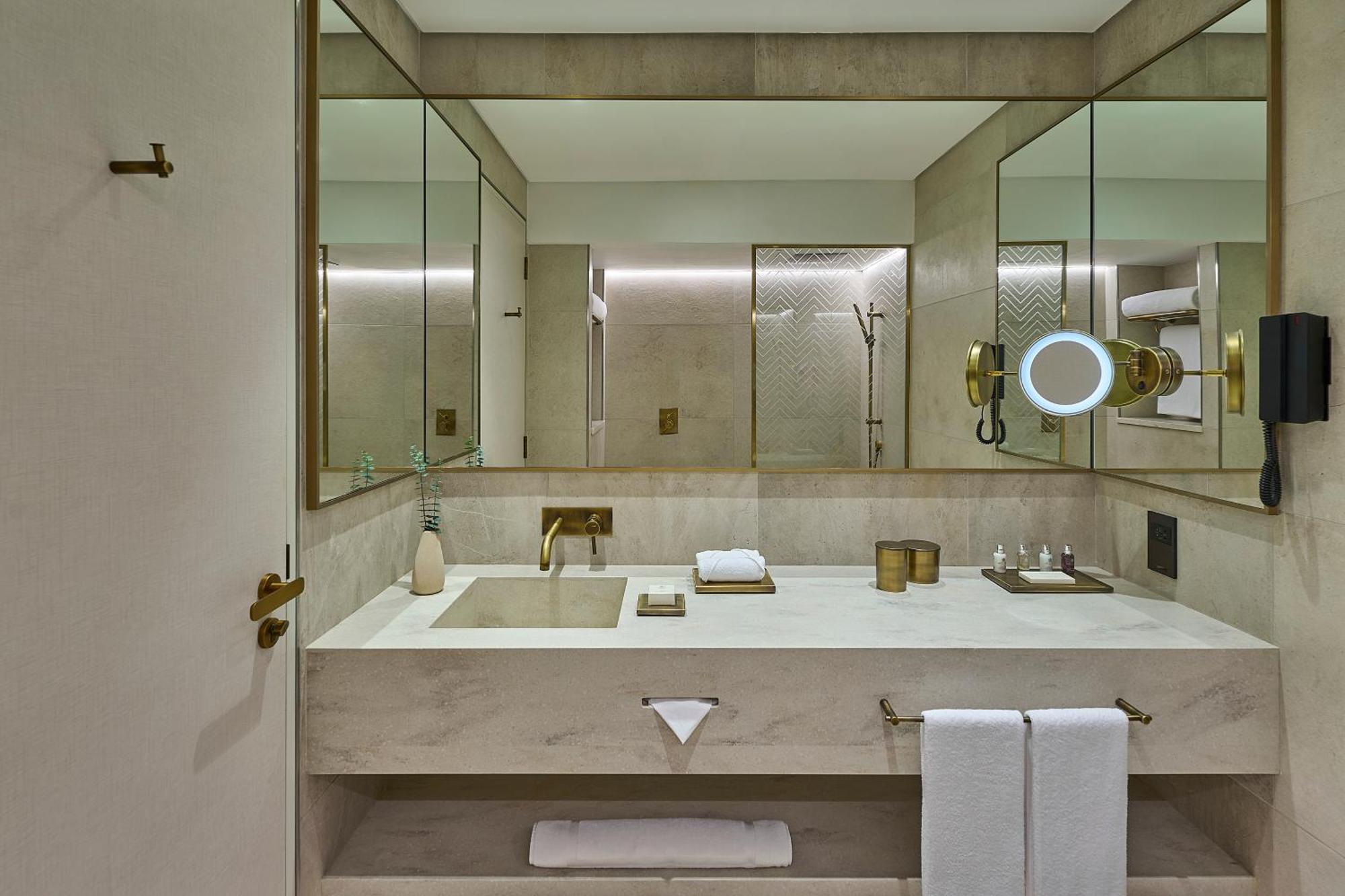 Erth Abu Dhabi Hotel Εξωτερικό φωτογραφία